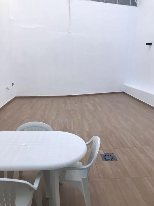 梅里达Bonita Y Amplia Casa Con Patio, En Centro Ciudad公寓 外观 照片